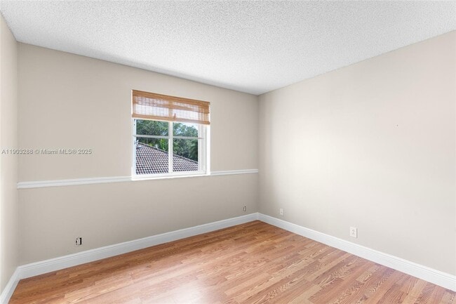 Building Photo - 4490 Foxtail Ln