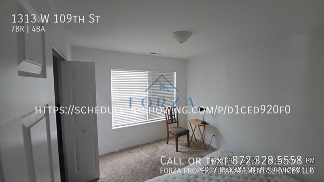 Building Photo - 1313 W 109th St