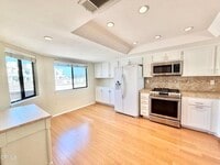 Building Photo - 558 Terrace View Pl