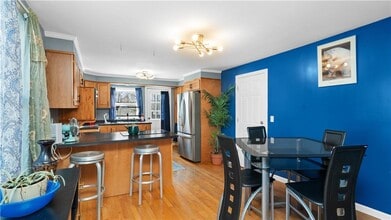 Building Photo - 22 High St