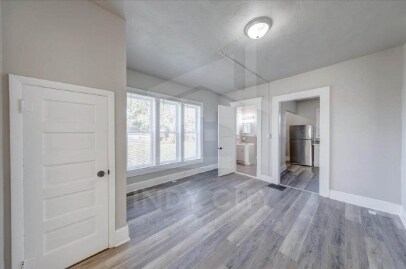 Building Photo - 622 N Mulberry St