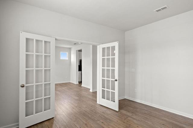 Building Photo - 712 Hedwig Dr
