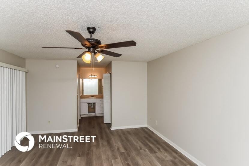 Building Photo - 2025 55th Ave