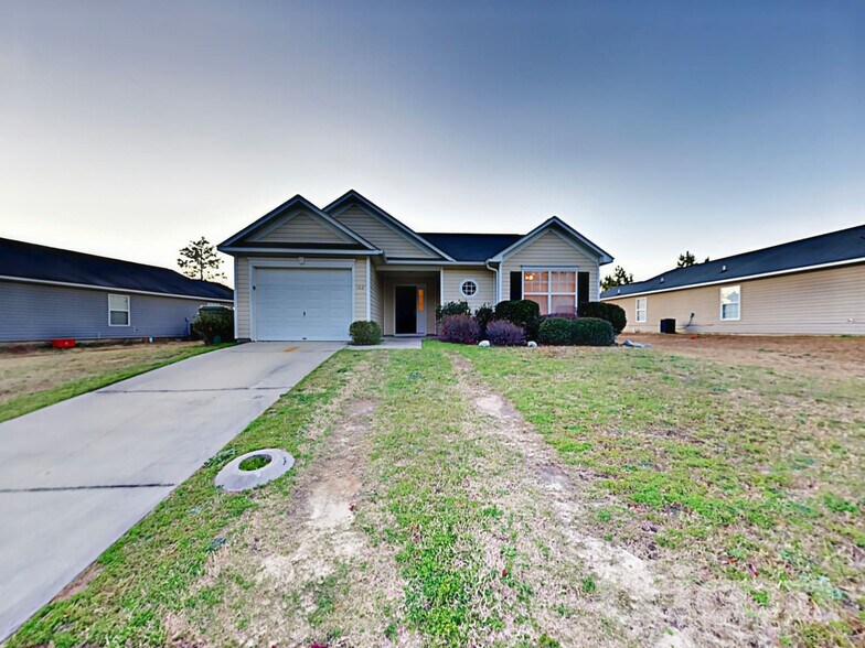 Building Photo - 162 Cogburn Rd