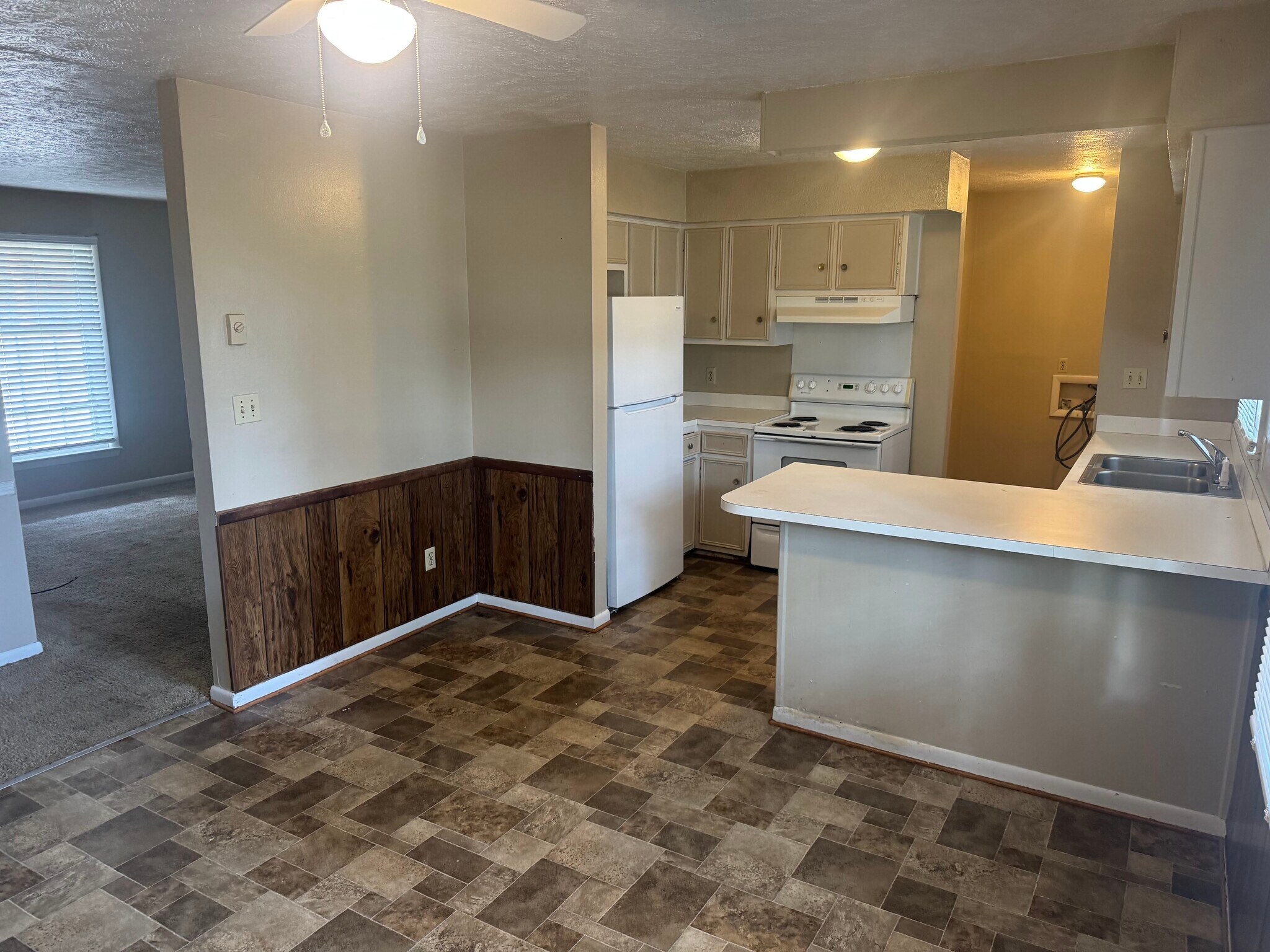 Building Photo - 6201 McDougal Dr