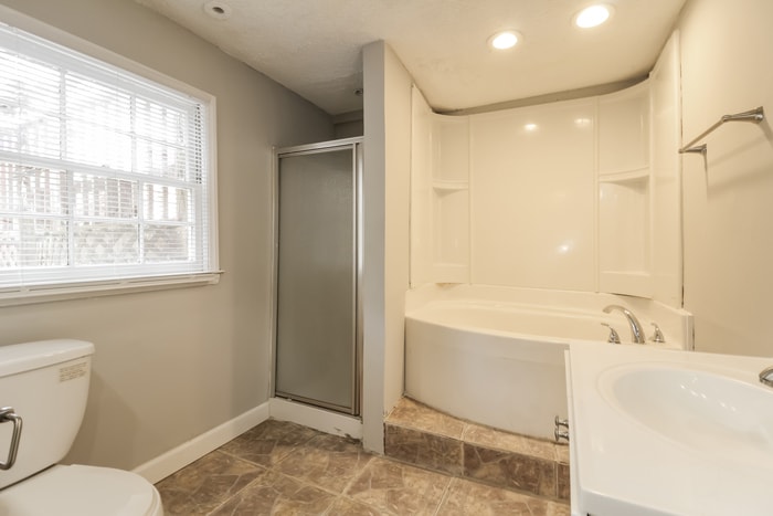 Building Photo - 116 Mountainbrook Ln