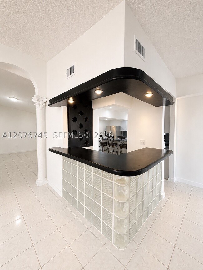 Building Photo - 3011 SW 117th Ct