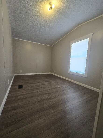 Building Photo - 58 Rd 4903