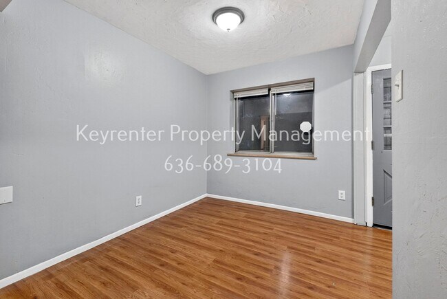 Building Photo - 7405 Olian Dr