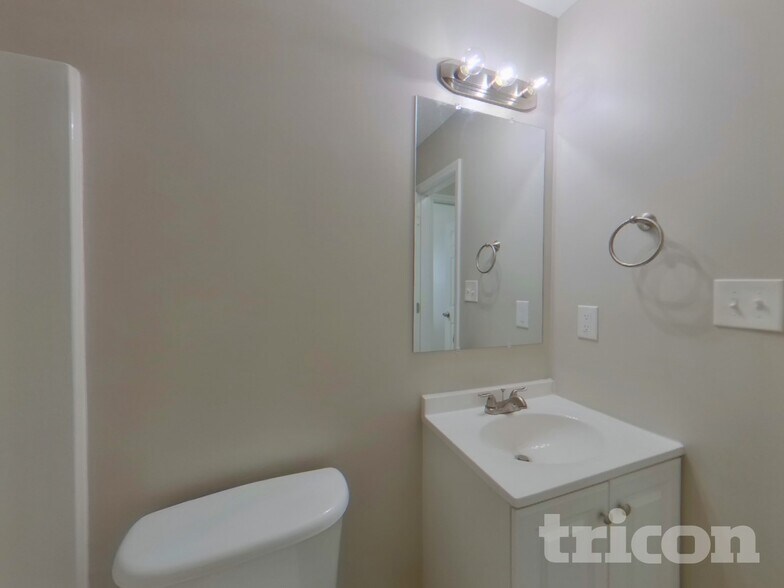 Building Photo - 4509 Capstone Dr