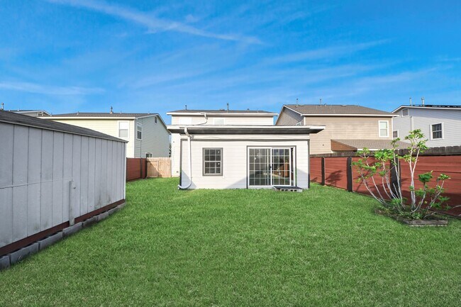 Building Photo - 7826 Maverick Trace Ln