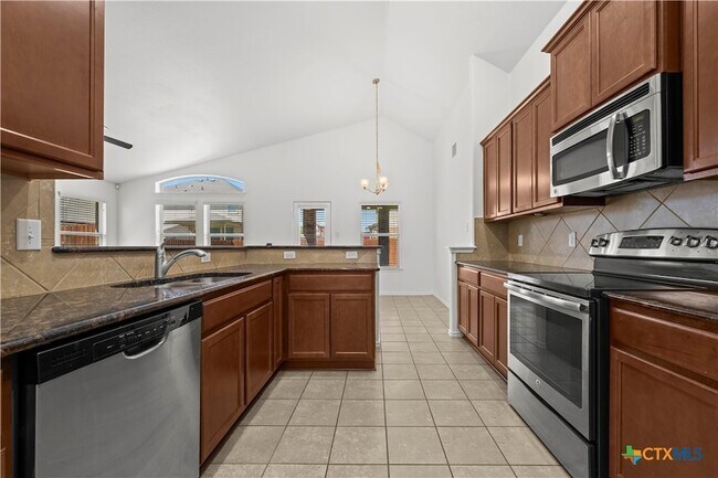 Building Photo - 6709 Mustang Creek Rd