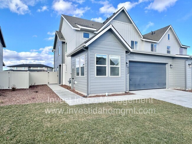 Building Photo - Spacious Luxury Townhome Designed for Modern Living available soon!