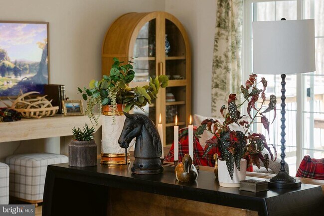 Building Photo - 13230 Falls Rd