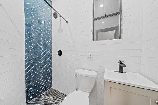 Building Photo - 2458 Lorillard Pl