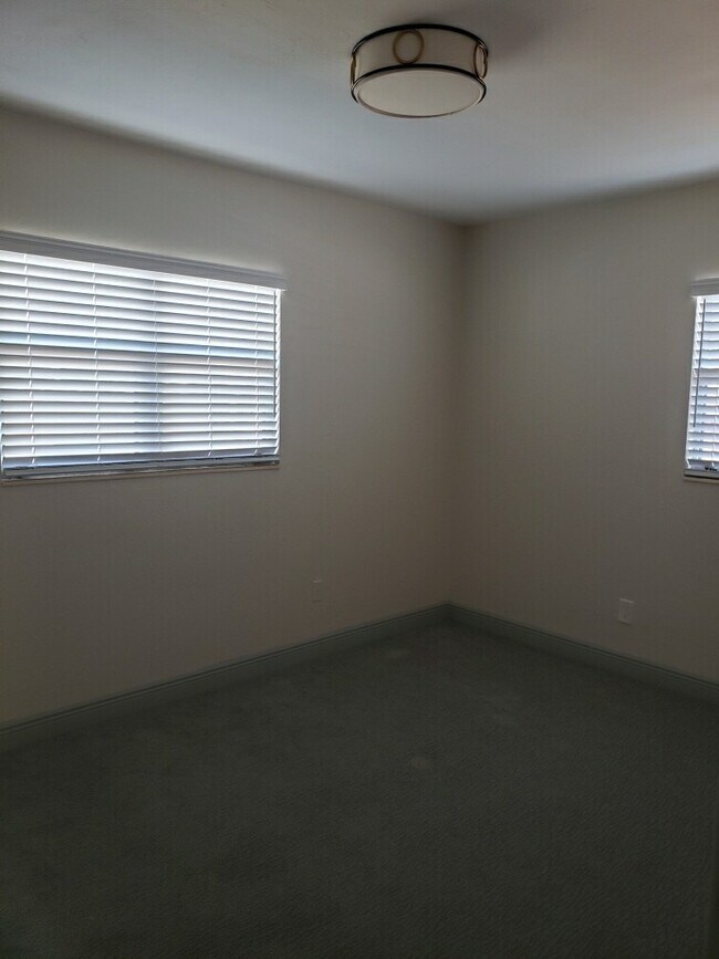 Bedroom 1 - 1528 77th Ave N