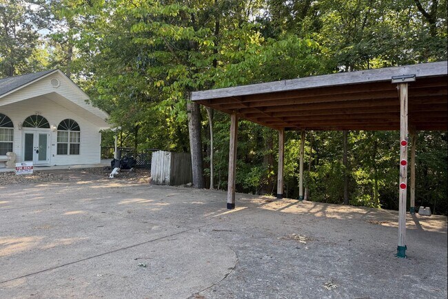 Building Photo - 13301 Kanis Rd