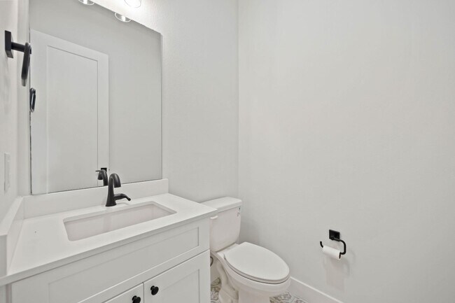 Building Photo - 6117 Campo Vista Dr