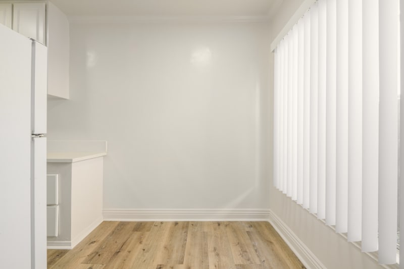 Building Photo - 1317 N Bronson Ave