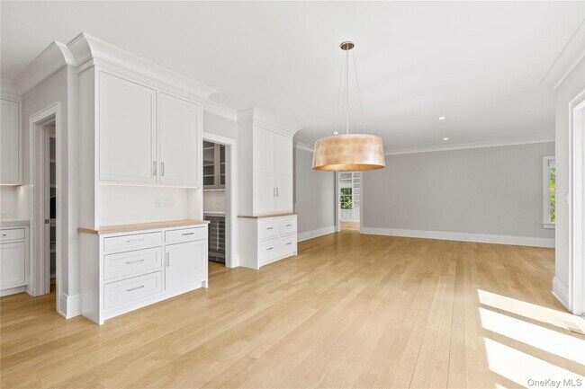 Building Photo - 25 Hunt Pl