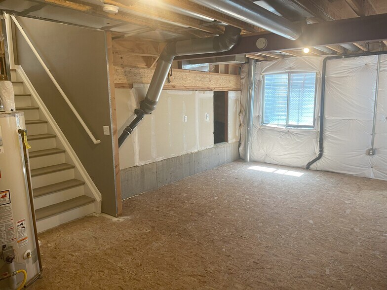 Building Photo - 9942 Sydney Ln