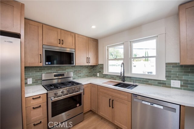 Building Photo - 1107 W Grand Blvd