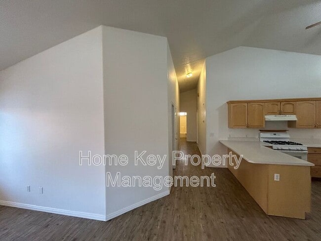 Building Photo - 2405 S 770 W