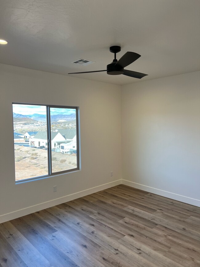 Building Photo - 277 S 1930 W