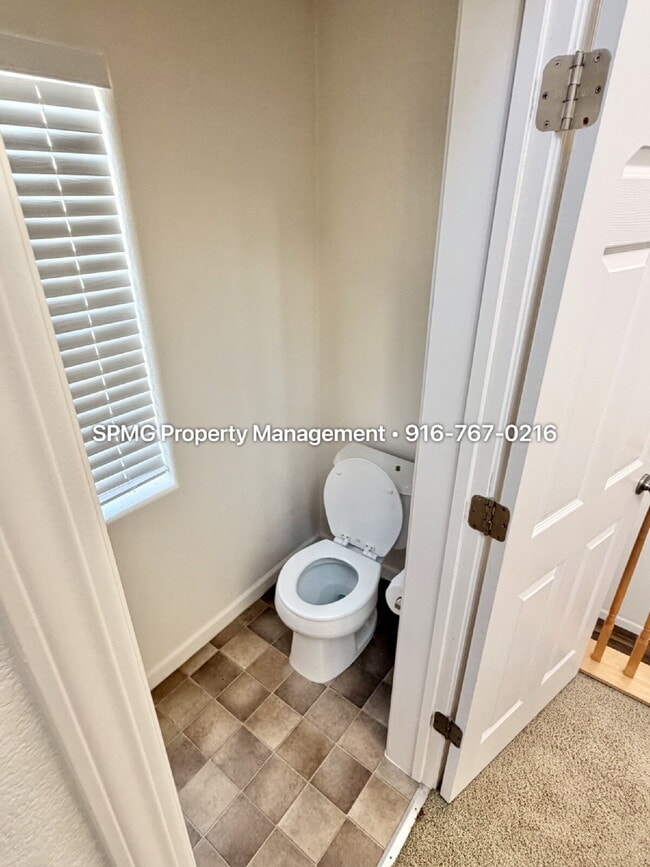 Building Photo - Beautifully Maintained 3 Bed / 2.5 Bath Home in South Natomas — New Appliances & Community Amenit...