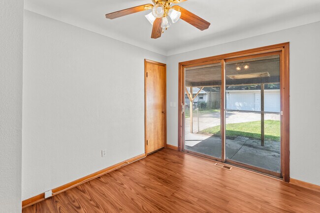 Building Photo - 5323 Winona Dr