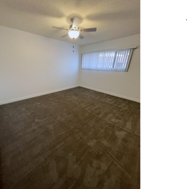 Building Photo - 949 W 26th St