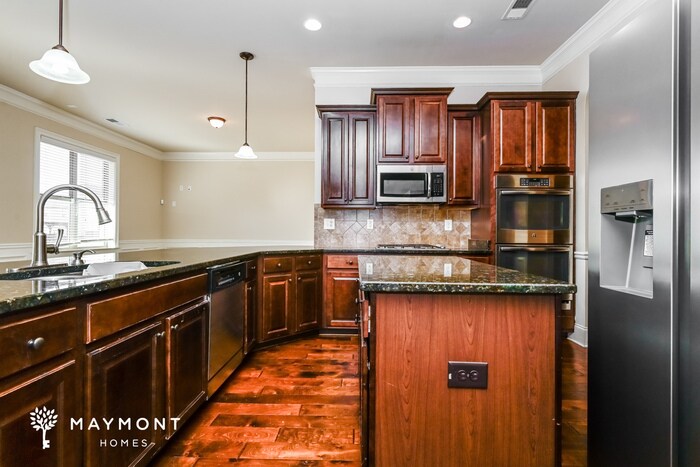 Building Photo - 1001 Donegal Dr