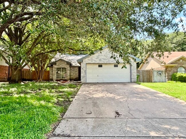 Primary Photo - 1809 Ramada Dr
