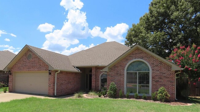 Building Photo - 21206 Altuda Ln