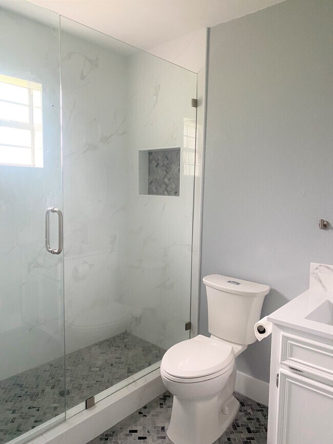 Building Photo - 2214 Mile 14 N