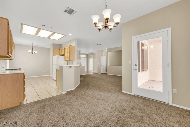 Building Photo - 495 Elm Crest Pl