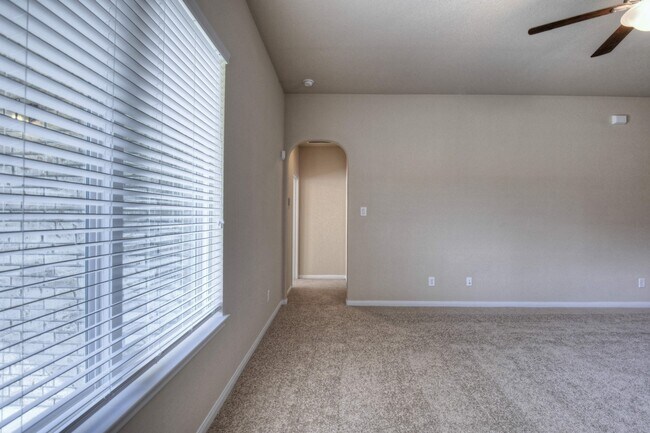Building Photo - 21644 Lexor Dr