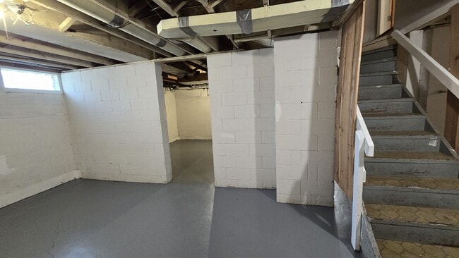 Building Photo - 3109 Beecher Rd