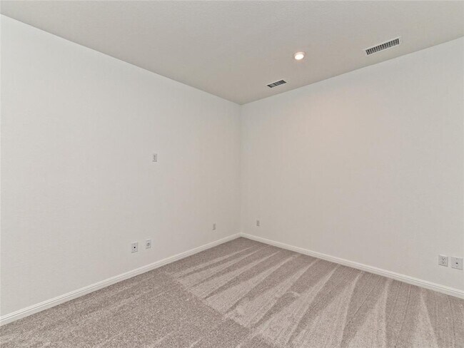 Building Photo - 270 Prairie Clover Dr