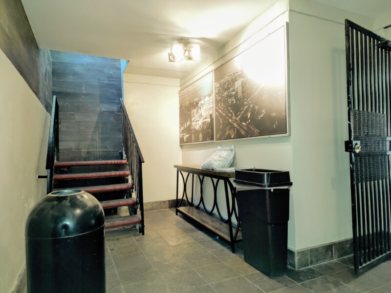 Building Photo - 14746 Delano St