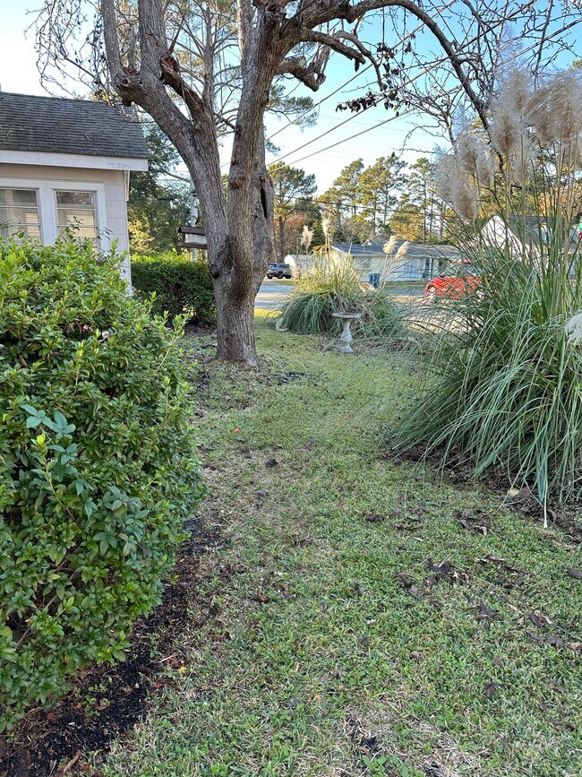 Building Photo - 1601 S 41st St