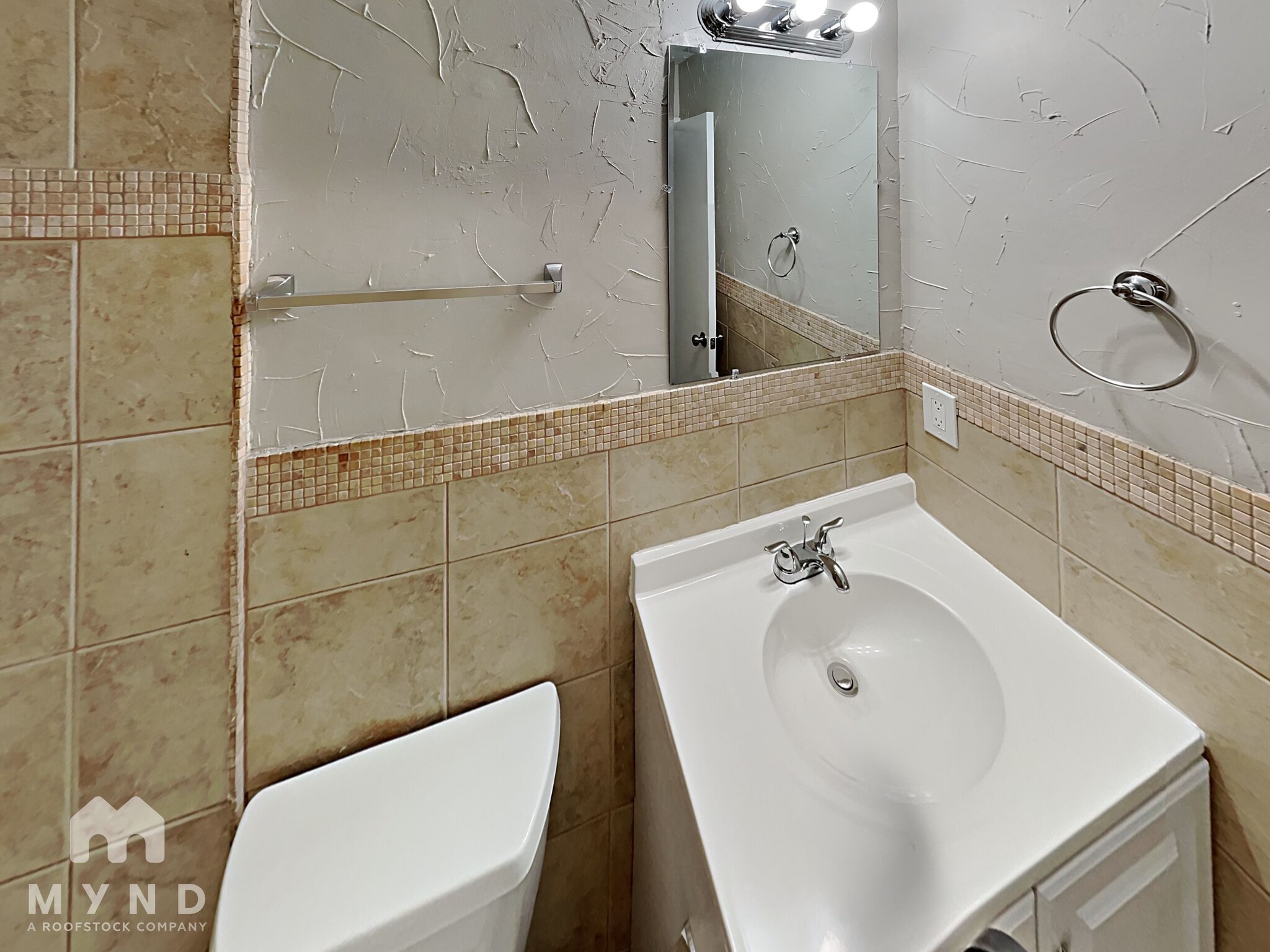 Building Photo - 105 Ripplewood Dr