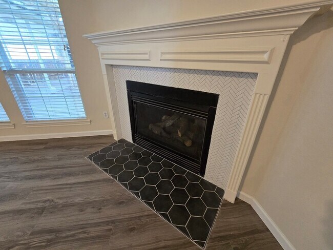 Building Photo - 23006 Ammick Ct