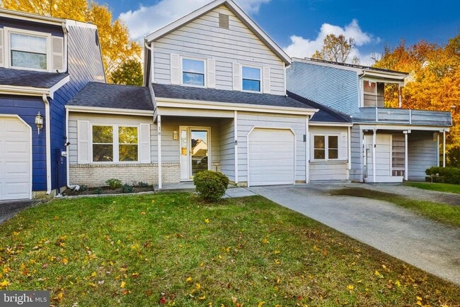 Building Photo - 18 Madison St