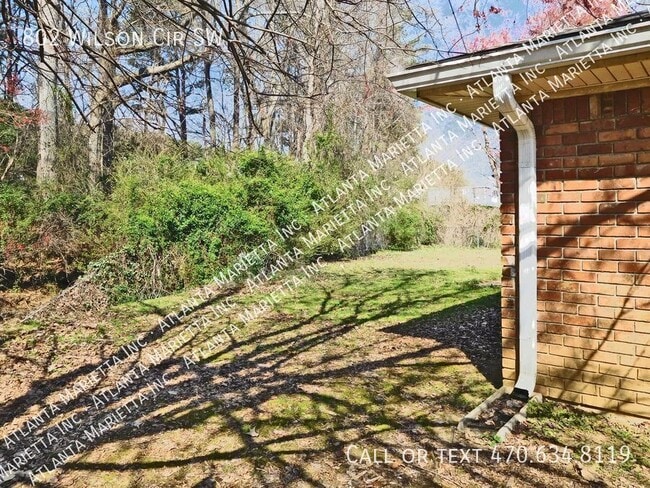 Building Photo - 802 Wilson Cir SW