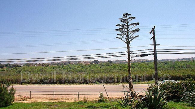 Building Photo - 5240 Margaret St