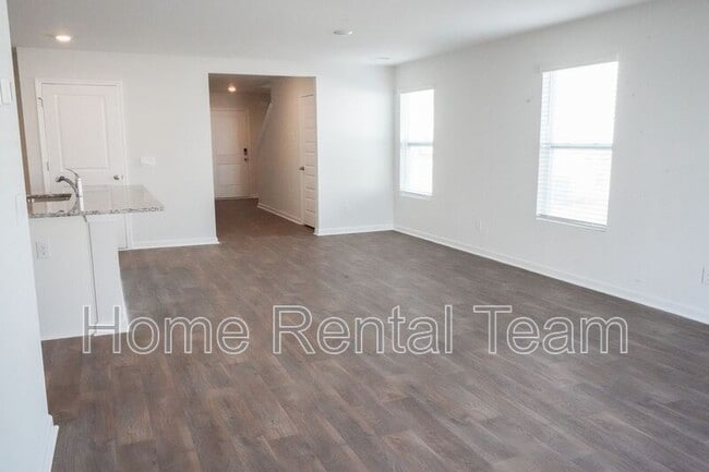 Building Photo - 416 Coconut Dr