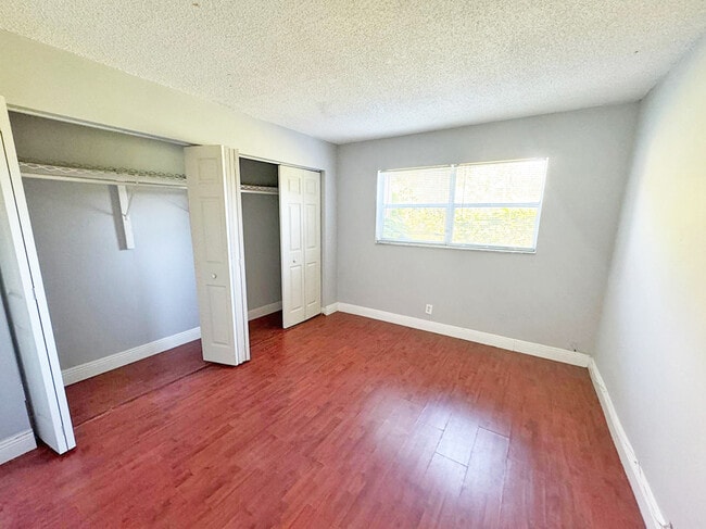 Building Photo - 4457 Treehouse Ln