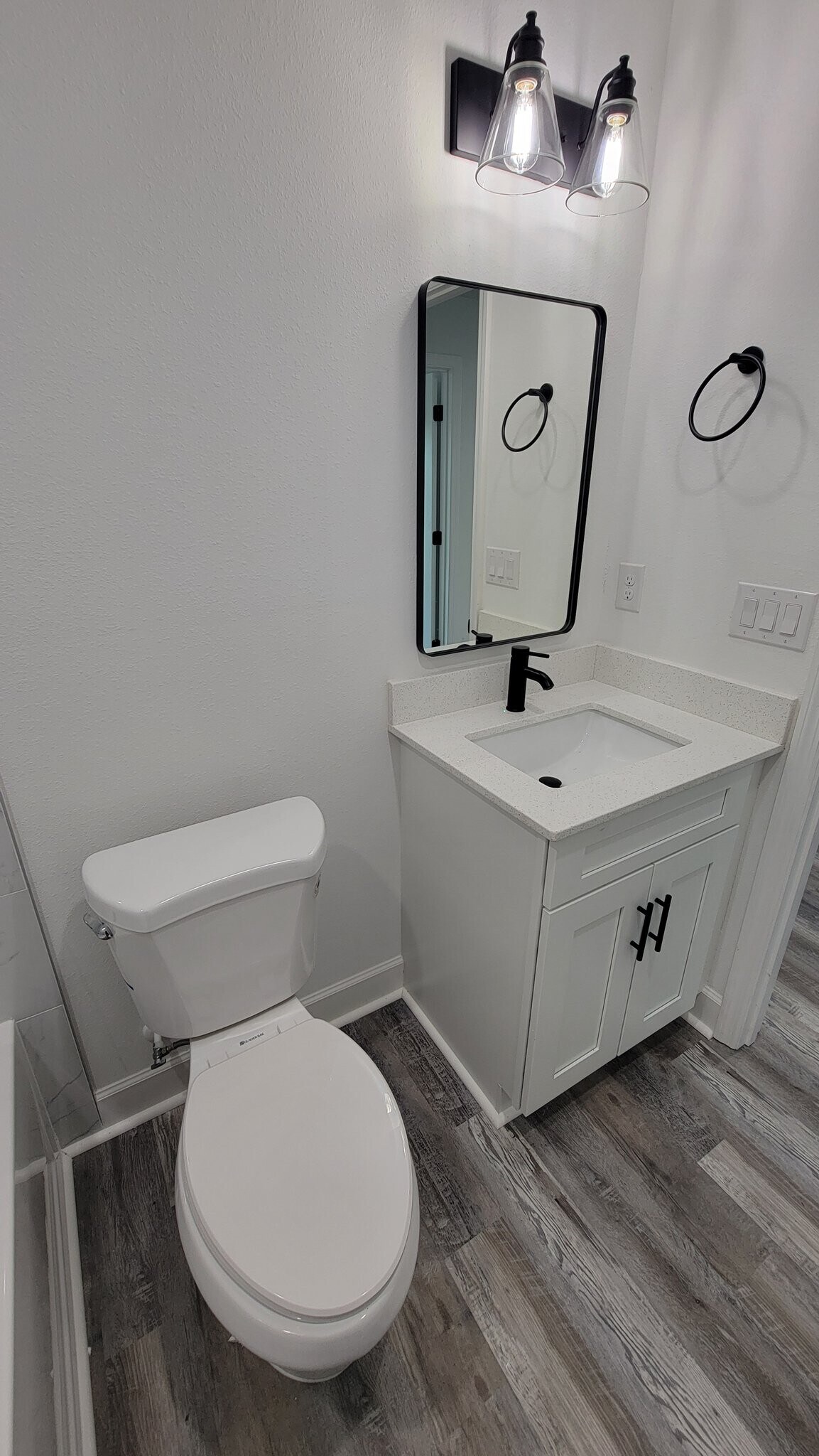 Building Photo - 20422 Dial Ave