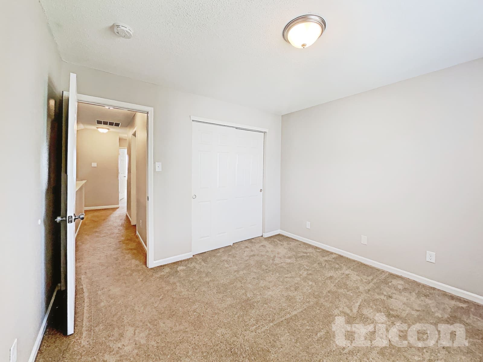 Building Photo - 6750 Kinnerton Dr